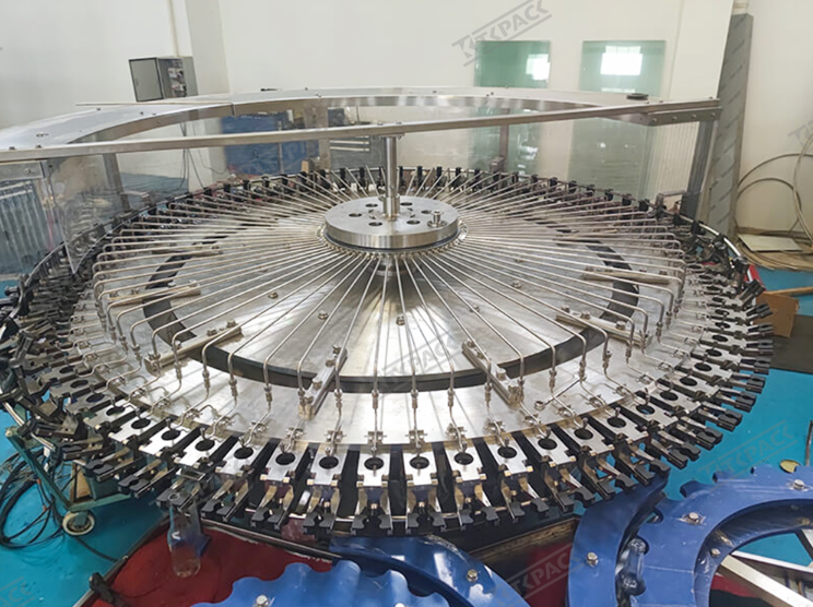 carbonated beverage filling machine